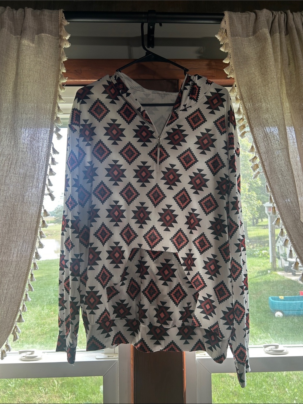 Boutique light weight 3/4 zip